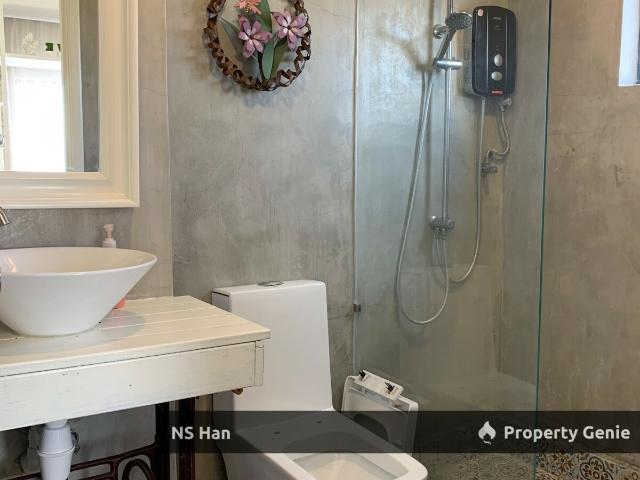 Condominium for sale in Malaka