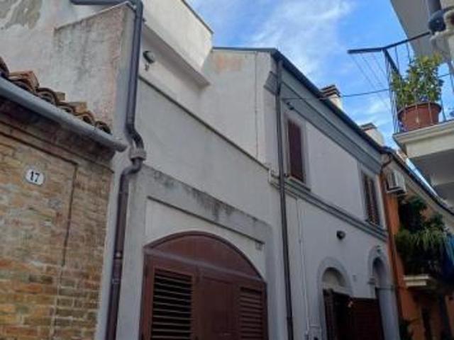 Villa Indipendente in vendita a Casalbordino, Abruzzo