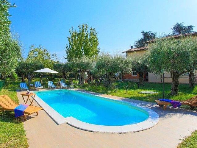Villa Indipendente in affitto a Seravezza, Toscana