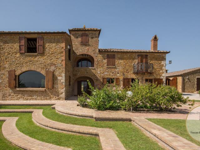 Casa in vendita a Montepulciano, Siena