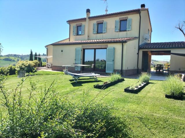 Casa in vendita a Marche, Ancona