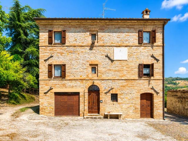 Rustico in vendita a Marche, Fermo