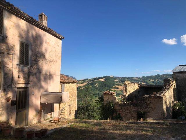 Rustico in vendita a Marche, Fermo