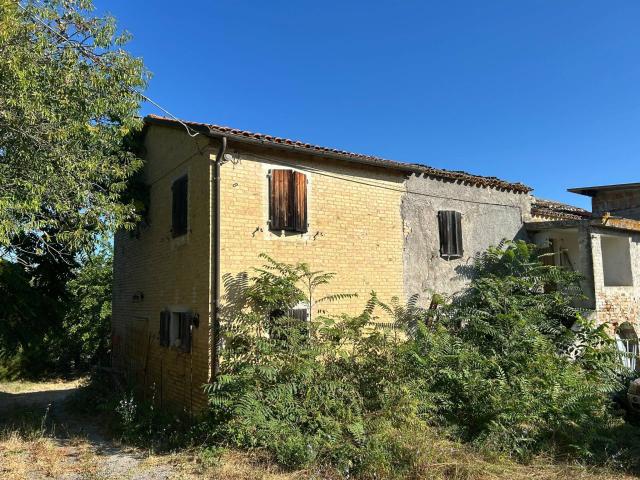 Rustico in vendita a Spinetoli, Ascoli Piceno