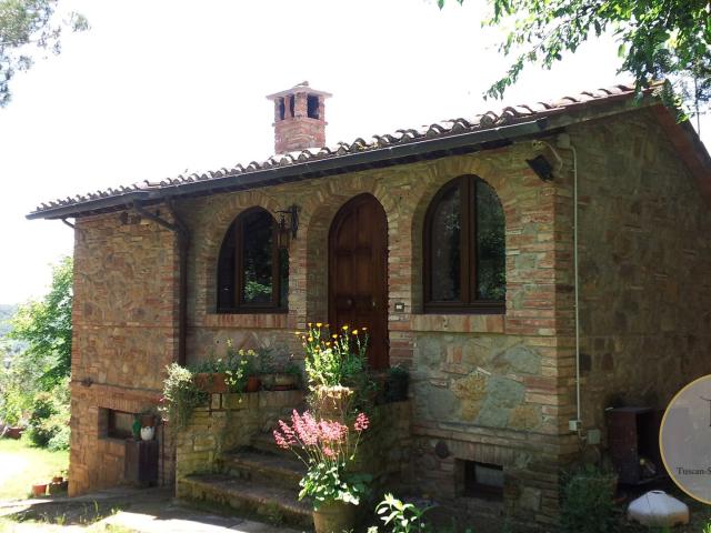 Casa in vendita a Montepulciano, Siena
