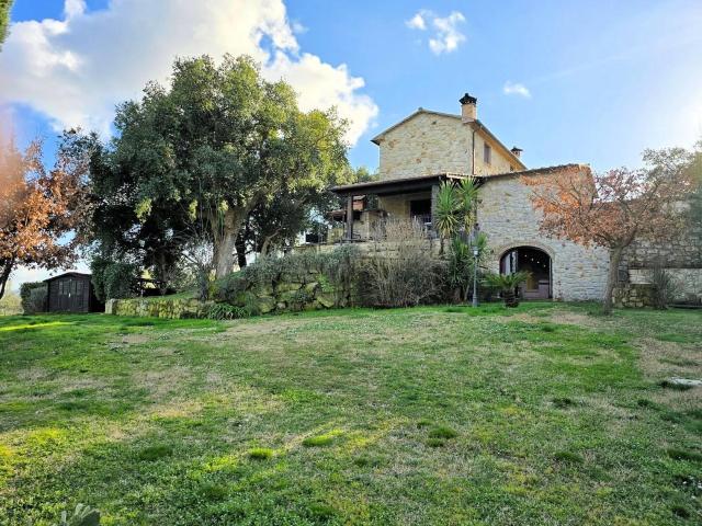 Casa in vendita a Roccastrada, Toscana