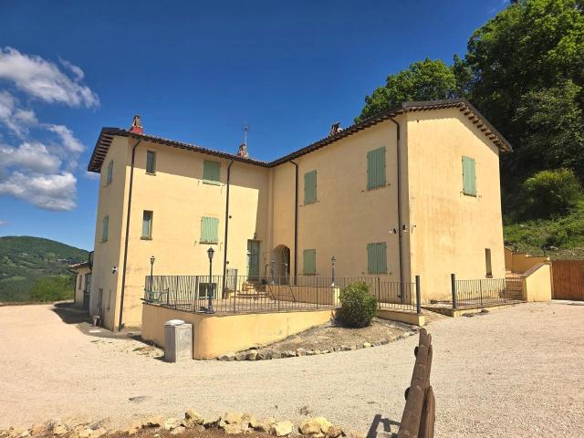 Casa in vendita a Valtopina, Umbria