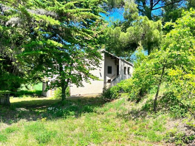 Casa in vendita a Marche, Ancona
