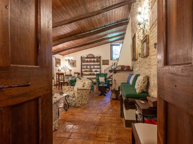 Casa in vendita a Calvi Dell'umbria, Umbria