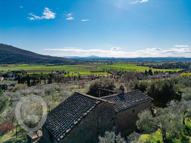Casa in vendita a Cortona, Toscana