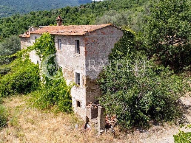 Rustico in vendita a Mercatale, Cortona