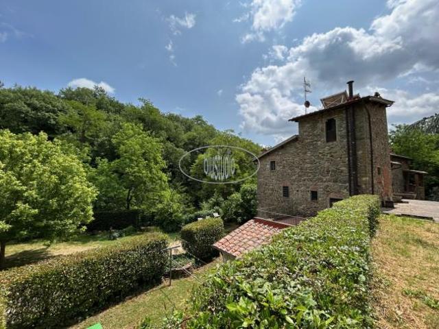 Terreno in vendita a Madonna del Cesto, Figline Valdarno