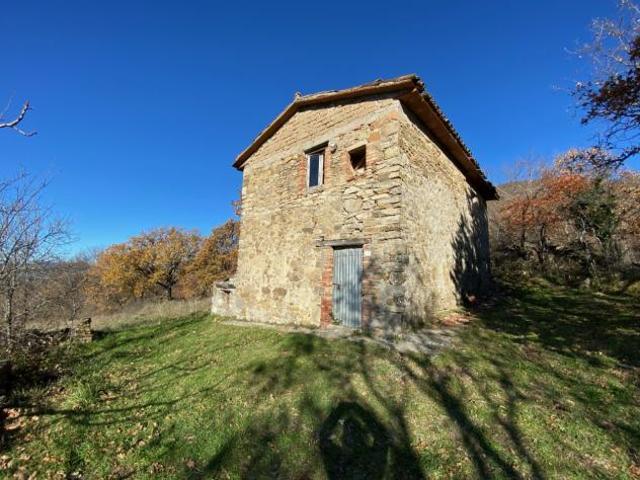 Terreno in vendita a Unione di Comuni Montani Colline del Fiora, Sorano