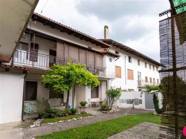 Rustico in vendita a Aviano, Friuli-Venezia Giulia