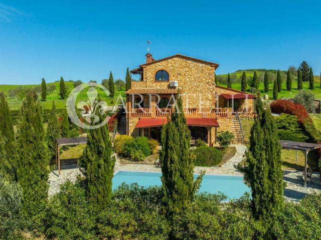 Rustico in vendita a Volterra, Toscana