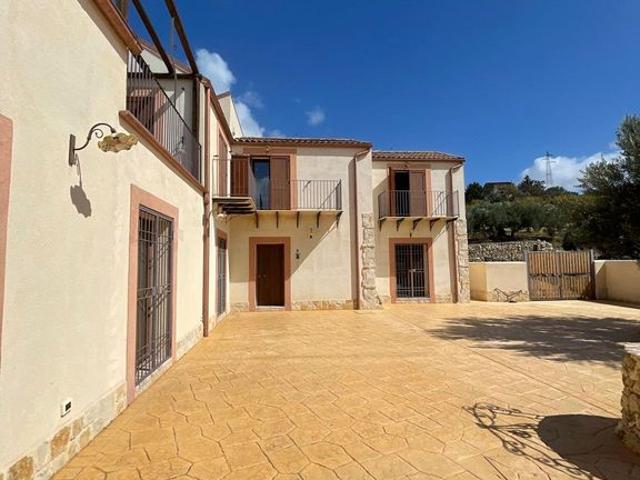 Rustico in vendita a Agrigento, Sicilia
