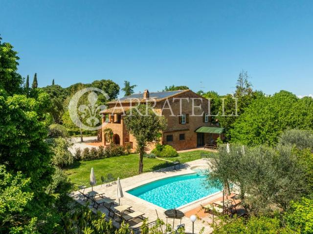 Rustico in vendita a Abbadia Di Montepulciano, Toscana