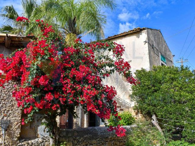 Rustico in vendita a Santa Lucia, Siracusa