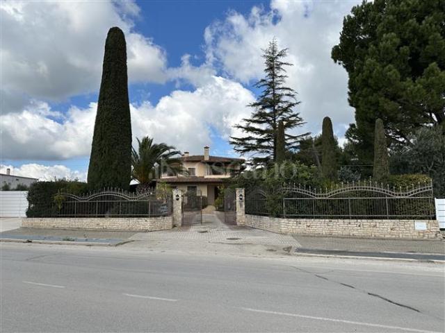 Rustico in vendita a Puglia, Bari