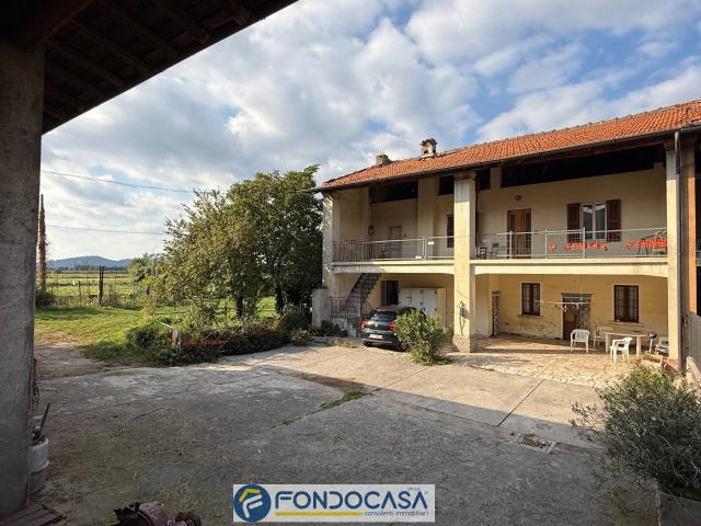 Rustico in vendita a Pedrocca, Cazzago San Martino