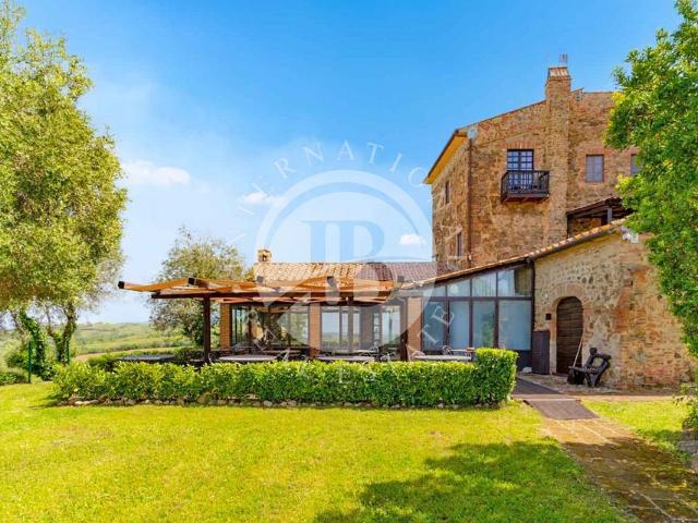 Villa Indipendente in vendita a Unione dei Comuni Montani Amiata Grossetana, Roccalbegna