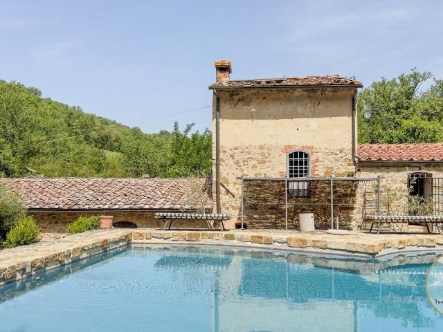 Casa in vendita a Castellina in Chianti, Siena