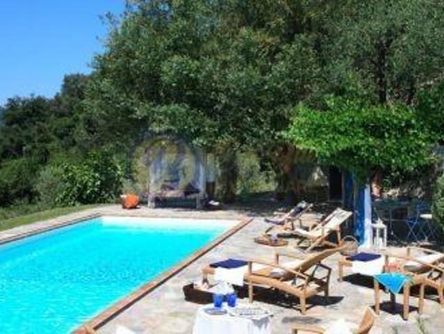 Rustico in affitto a Camaiore, Toscana