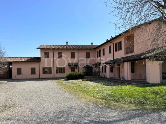 Villa Indipendente in affitto a Pizzale, Lombardia