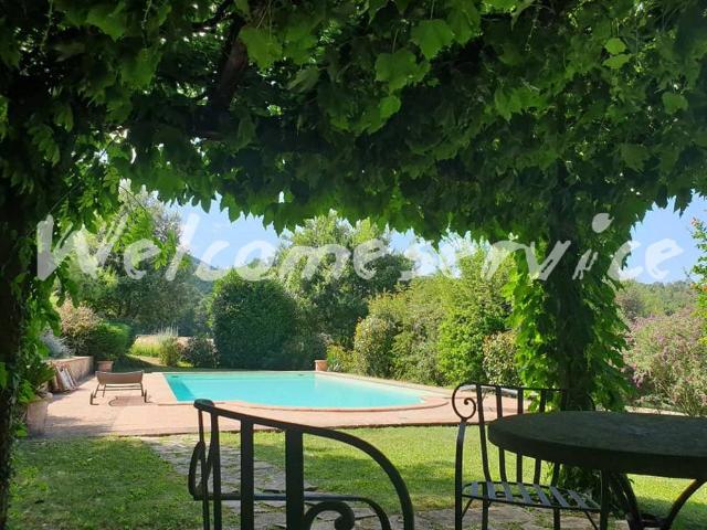 Villa Indipendente in affitto a Izzalini, Umbria