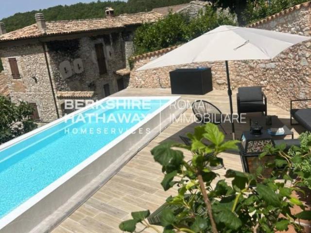 Villa Indipendente in affitto a Trevi, Umbria