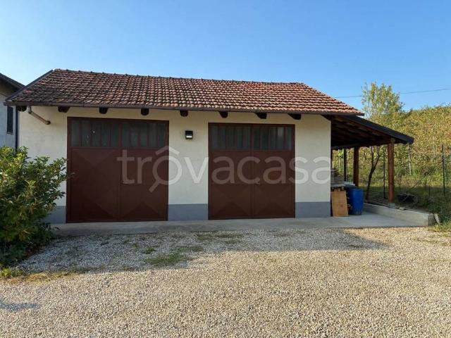 Villa Indipendente in affitto a Verduno, Cuneo