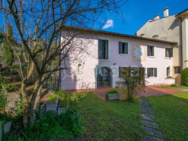 Villa Indipendente in affitto a Nord-Ovest, Brenzone