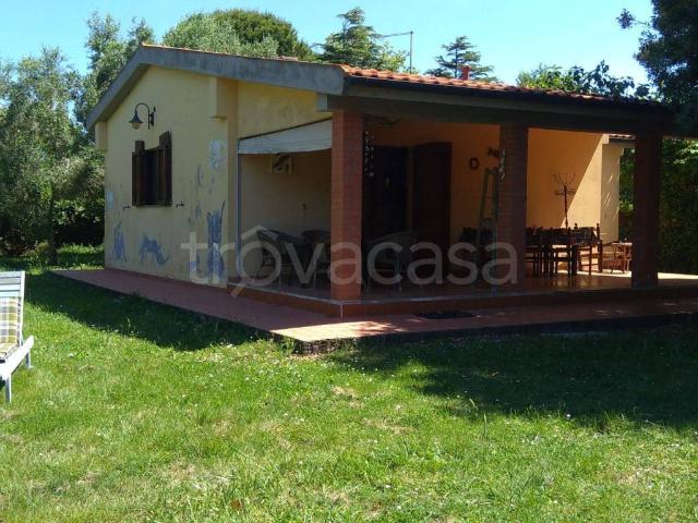 Villa Indipendente in affitto a Populonia Stazione, Piombino