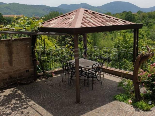 Villa Indipendente in affitto a Sant'agata De' Goti, Campania