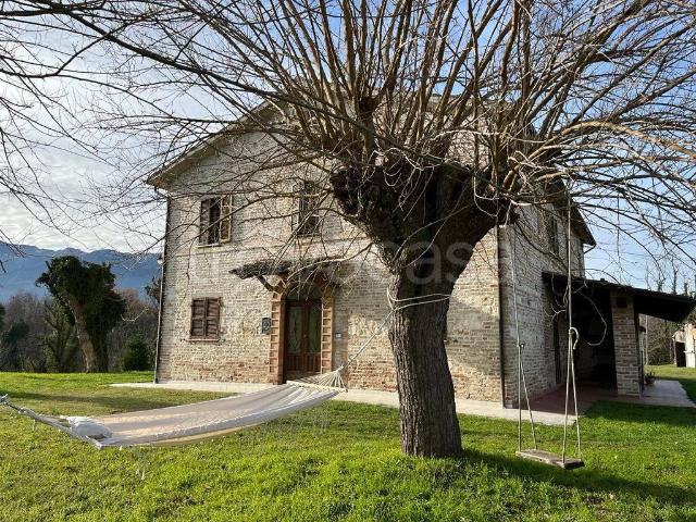 Villa Indipendente in affitto a Marche, Macerata