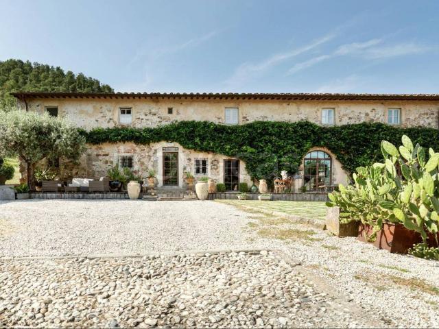 Villa Indipendente in affitto a Vaiano, Toscana