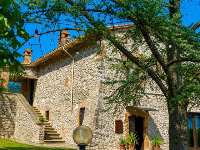 Villa Indipendente in affitto a Avigliano Umbro, Umbria