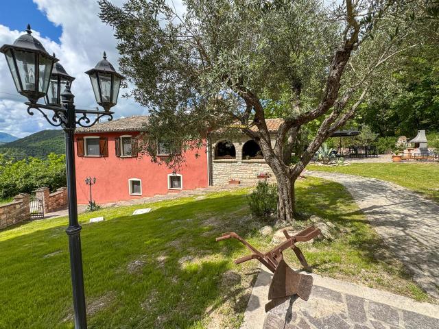 Casa in vendita a Marche, Pesaro E Urbino