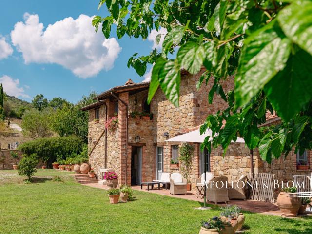 Casa in vendita a Piegaro, Umbria