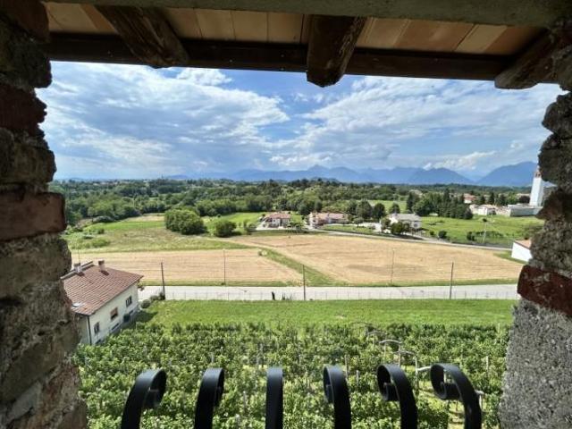 Villa Indipendente in vendita a Cassacco, Friuli-Venezia Giulia