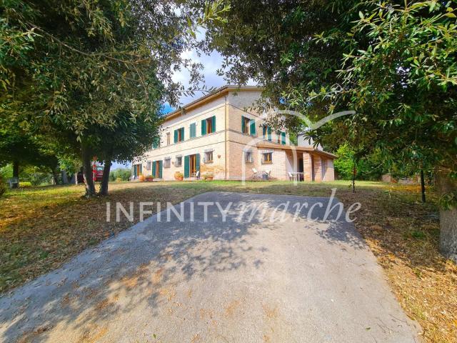 Casa in vendita a Marche, Fermo