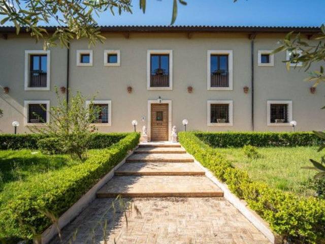 Rustico in vendita a Barcellona Pozzo Di Gotto, Sicilia