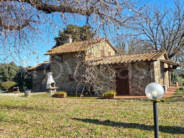 Rustico in vendita a Campagnatico, Toscana