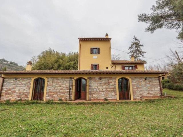 Rustico in vendita a Casciana Terme Lari, Usigliano