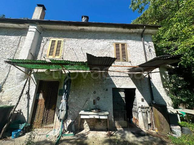 Rustico in vendita a Arrone, Umbria