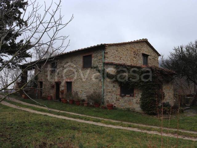 Rustico in vendita a Castelnuovo Val Di Cecina, Toscana