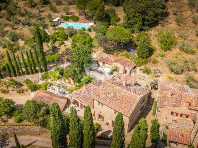 Rustico in vendita a Castiglion Fiorentino, Toscana