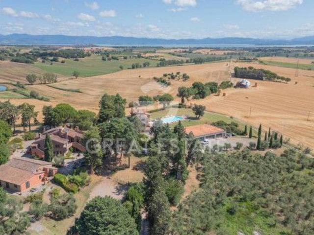 Rustico in vendita a Macchie, Gioiella