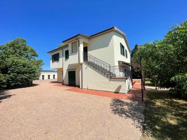 Rustico in vendita a Castiglione Della Pescaia, Toscana