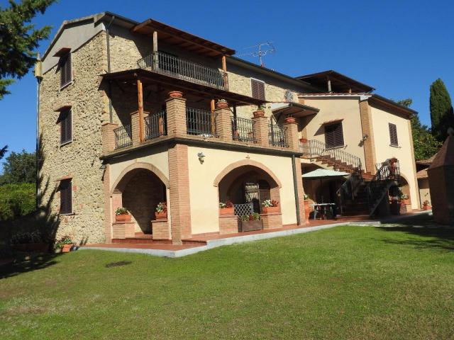 Rustico in vendita a Cecina, Toscana